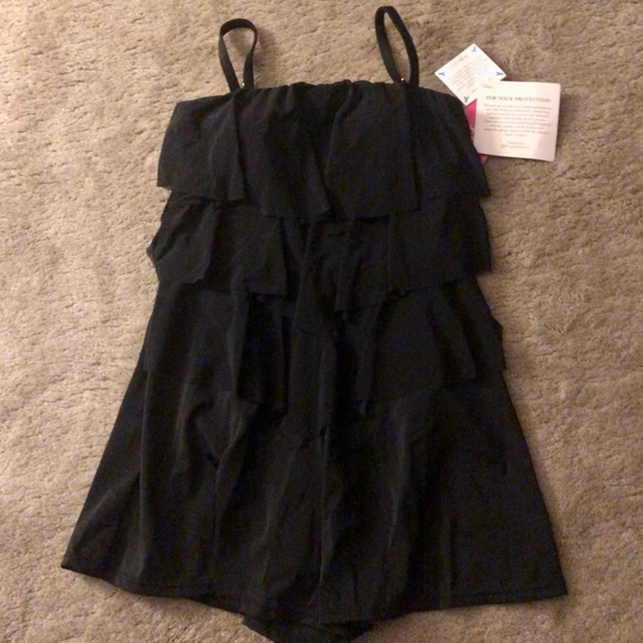 NWT Flattering Black fit 4u Swim Suit- Size 10 - Picture 3 of 4
